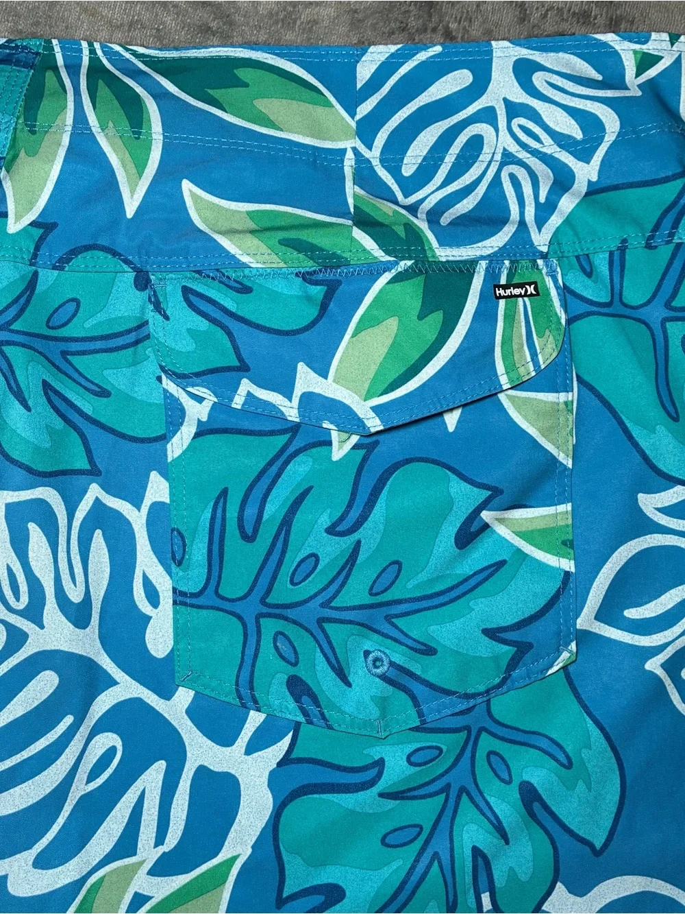 Hurley Board Shorts Mens 38 Blue Tropical Swim Trunks Quick Dry Beach